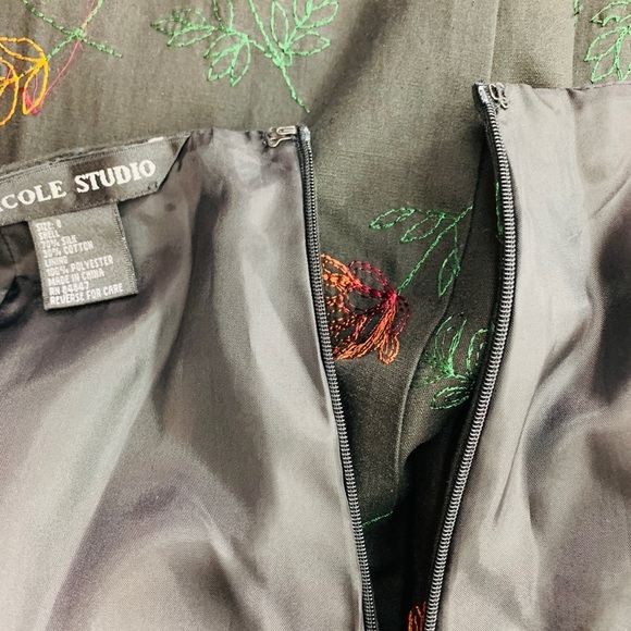 Nicole Studio / Black Embroider Flowers - Picture 5 of 8